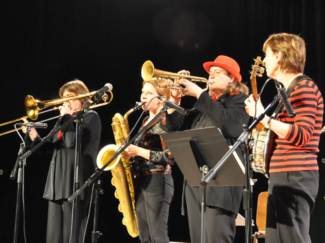 Les Swing Ladies, Festivals